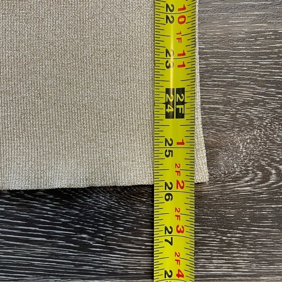 White House Black Market Chevron XS Blouse Top Metallic Chevron Pattern - Picture 4 of 16